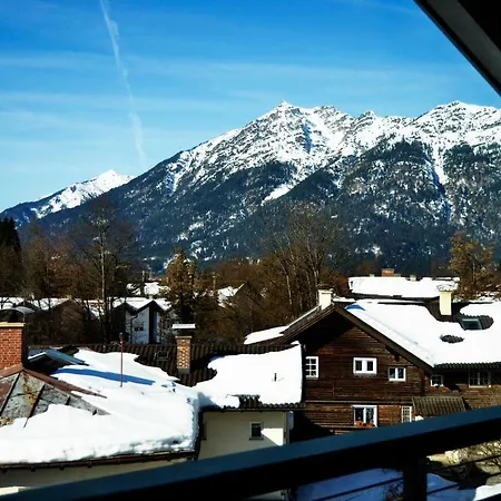 Gaestehaus Am Riedweg Апартаменты *