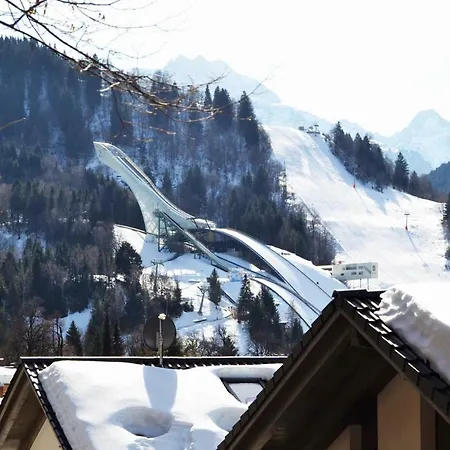 Gaestehaus Am Riedweg شقة